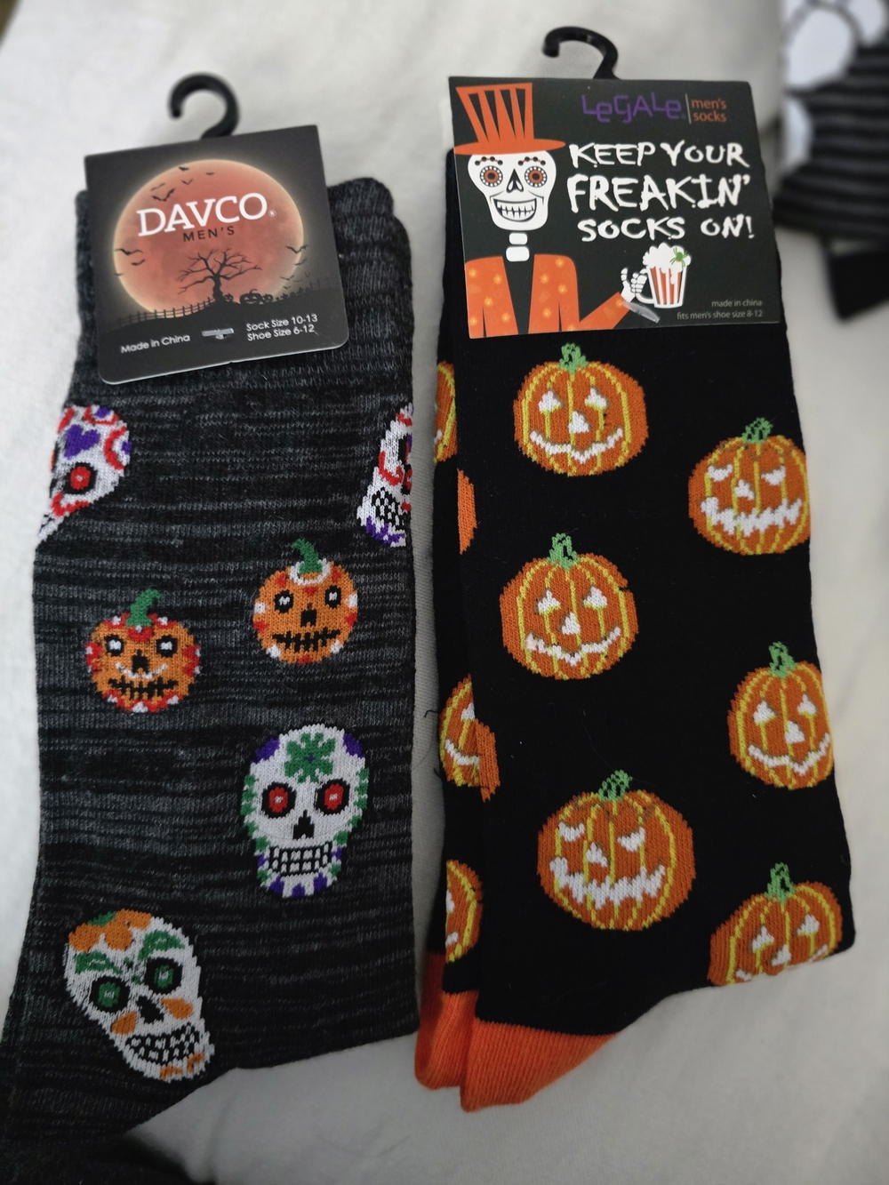 Men's Halloween Pumpkin & Sugar Skull Novelty Socks Davco